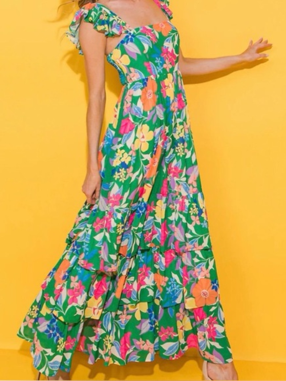 🌺 NWOT ✨ Flying Tomato Ruffle Strap Maxi Dress, Green Tropical Floral